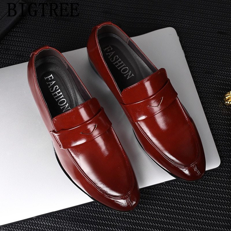 Men's British Pointed Toe Business Dress Shoes