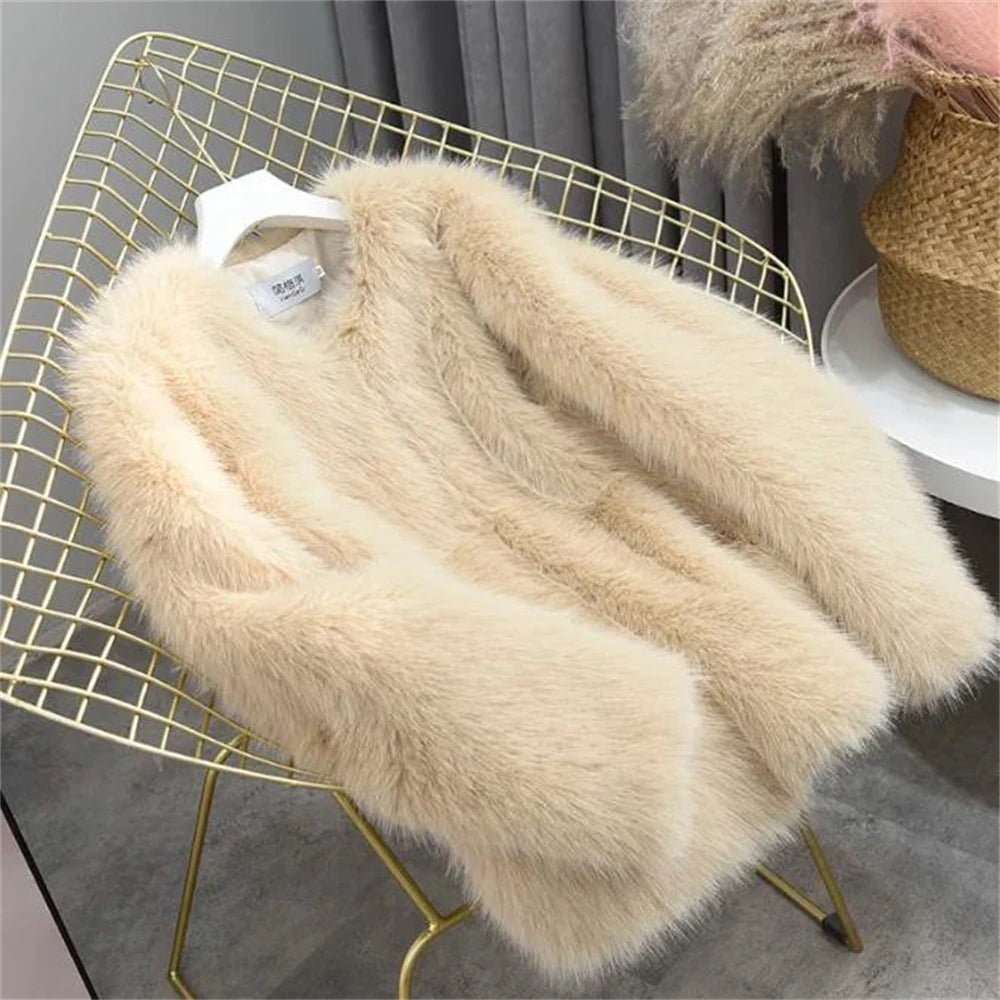 Shaggy Faux Jacket Women Elegant Thick Tops Artificial Warm Shaggy Overcoat Luxury Collarless Coat Short Fur Outwear Winter