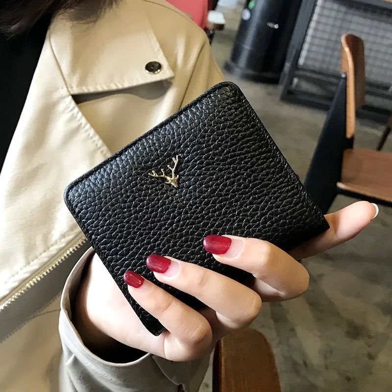 Cowhide Women's Purses Short Thin Small Wallet Chic Christmas Deer Button Ladies Genuine Leather Card Holder Wallet Coin Purse