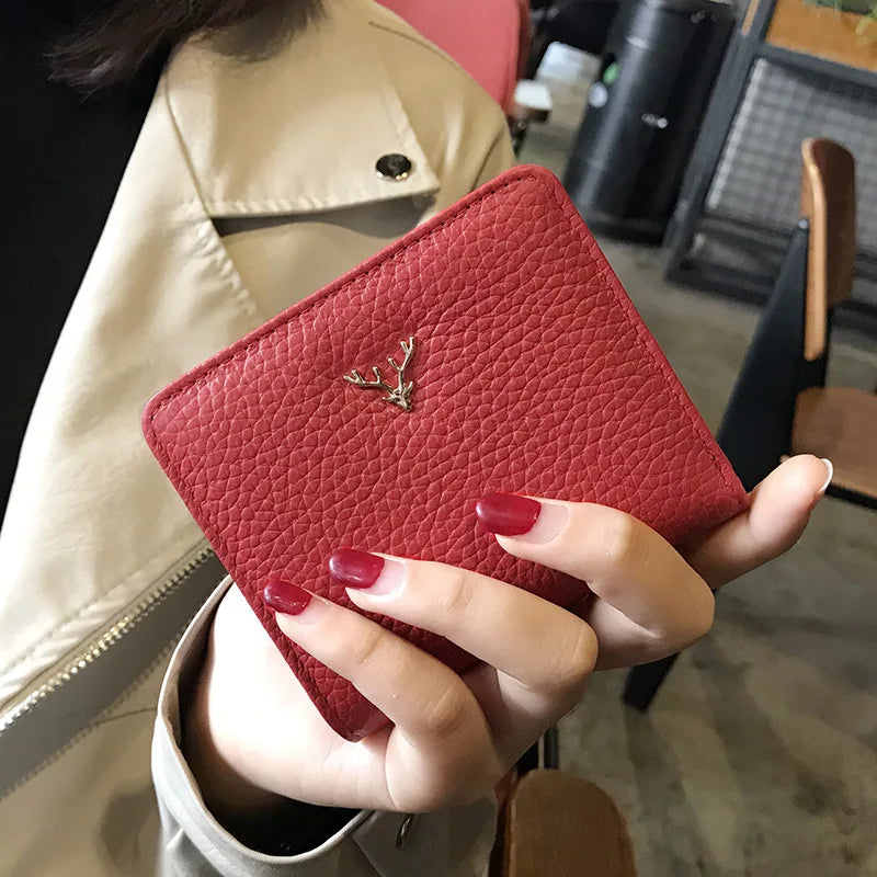 Cowhide Women's Purses Short Thin Small Wallet Chic Christmas Deer Button Ladies Genuine Leather Card Holder Wallet Coin Purse