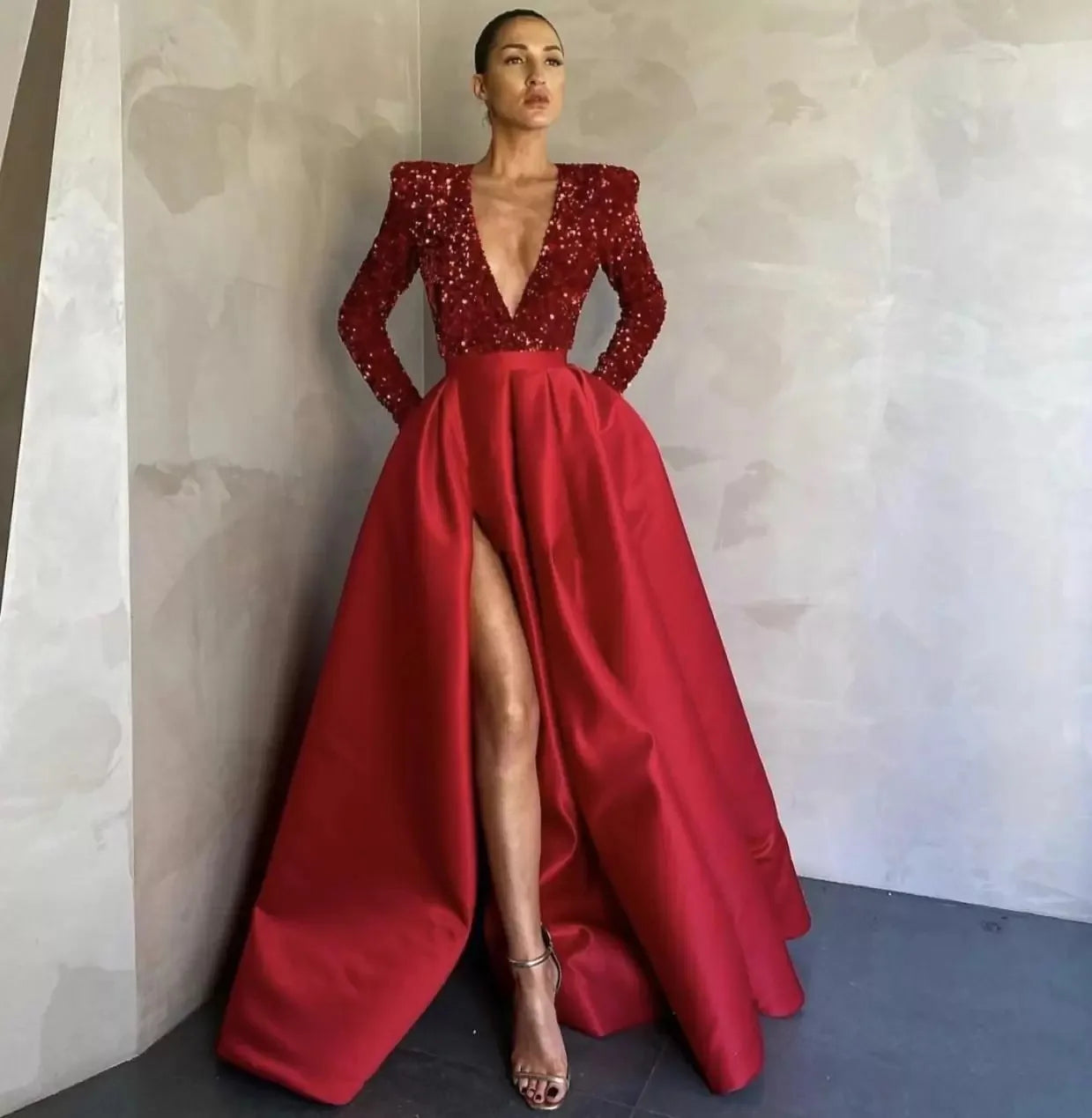 2024 Spring Summer New Women's Sexy One-Shoulder Long Sleeve Sequin V-neck Swing Sequined Split Dress Evening Dress